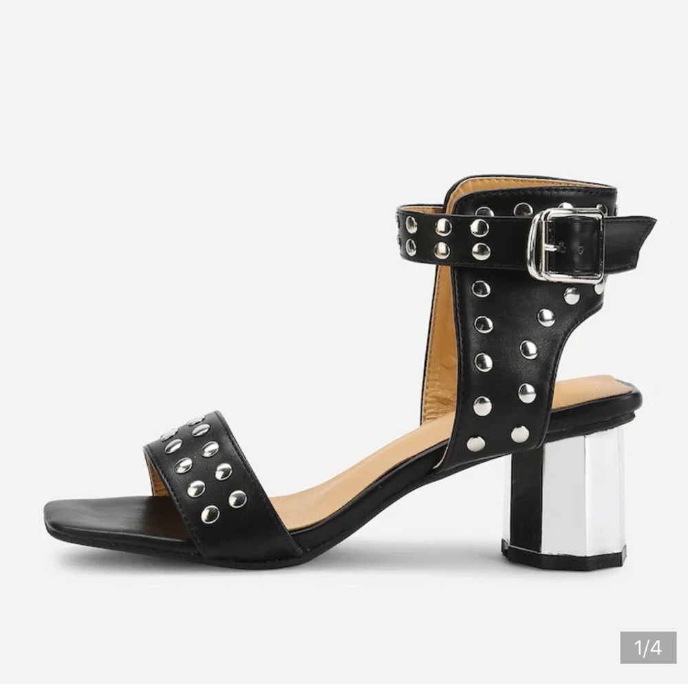 *PRICE LOWERED* Rivet Peep Toe Chunky Heels